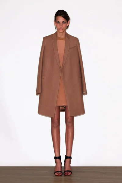 Look 10
